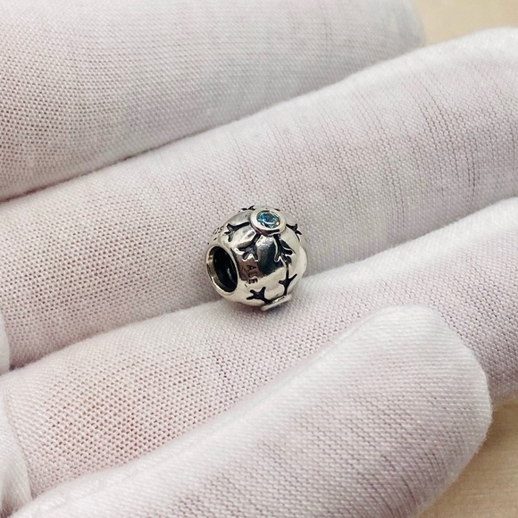 EUC Pandora 790367CZA Sterling Silver Winter Christmas Snowflake Bead w/ Aqua CZ - Picture 5 of 12